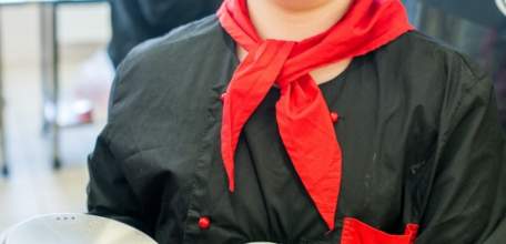 От первых блюд к первым победам: в деле будущие повара Елецкого колледжа инновационных технологий