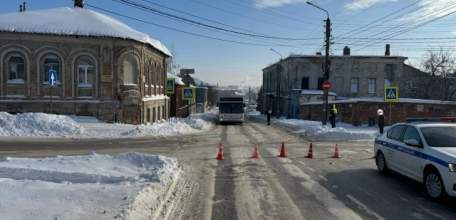 В Ельце сбили мальчика на пешеходном переходе! Водитель скрылся! Мальчик в больнице!