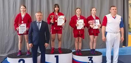 СЕРЕБРЯНЫЙ УСПЕХ НА ПЕРВЕНСТВЕ ОБЛАСТИ ПО САМБО!