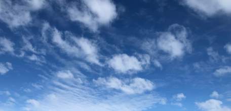 Минобороны РФ:  С 14 до 18 часов дежурными средствами ПВО над Липецкой областью перехвачен и уничтожен 1 БПЛА!