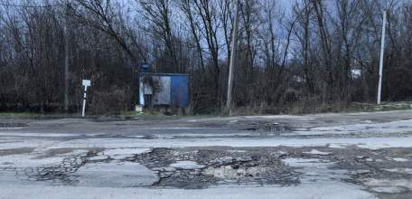 Попавший в яму в Елецком районе водитель отсудил у дорожников почти 323 тысячи рублей