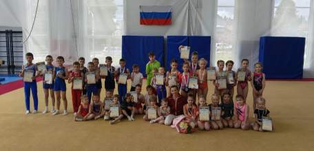 Во Дворце спорта имени Александра Петрова состоялись соревнования по спортивной гимнастике &laquo;Радуга талантов&raquo;, посвященные Дню защиты детей